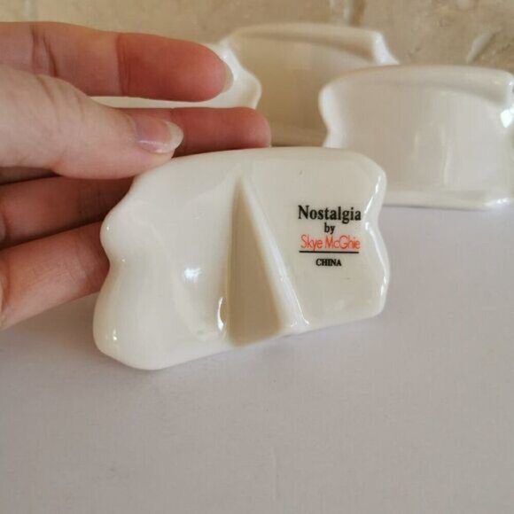 Set of 4 Skye McGhie Cream Name Cards, Reusable Place Cards Vintage Table China - Picture 3 of 7